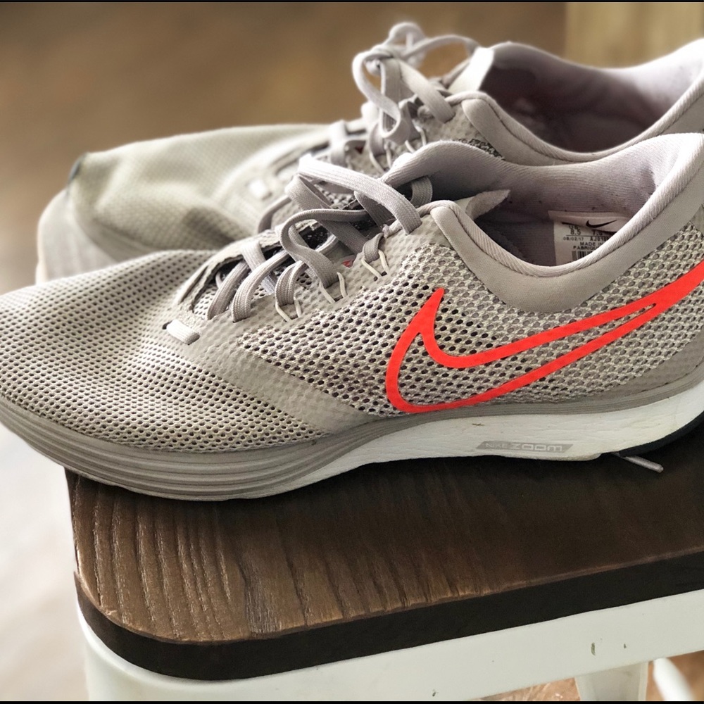 🎉HP💕 Nike Zoom Running Shoes, Gray/Orange, 8.5